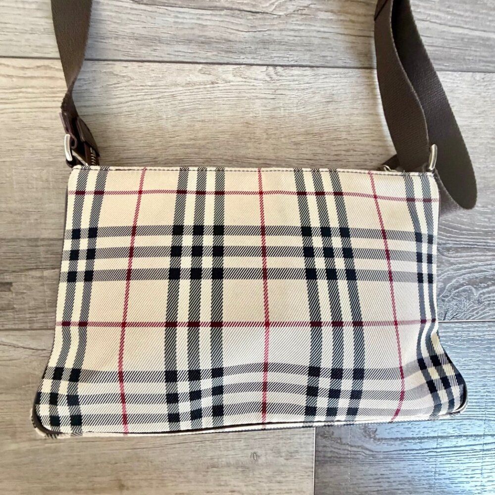 Burberry House Check Crossbody Bag Plaid Canvas Leather Purse Bag - Picture 3 of 14